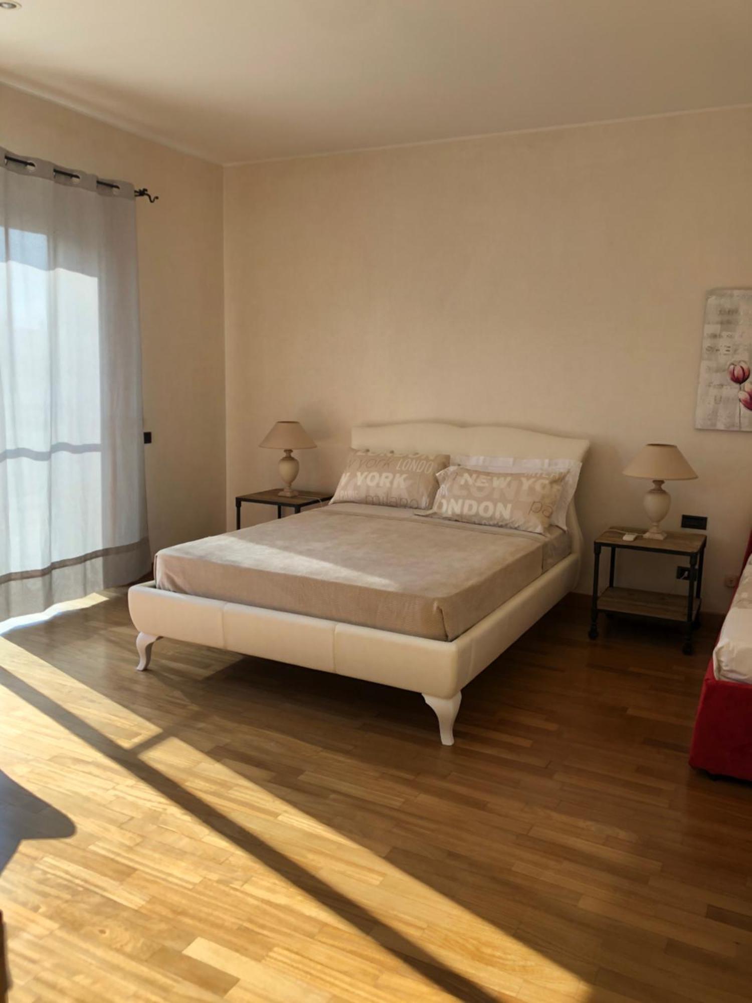 Lanna B&B Novoli ภายนอก รูปภาพ